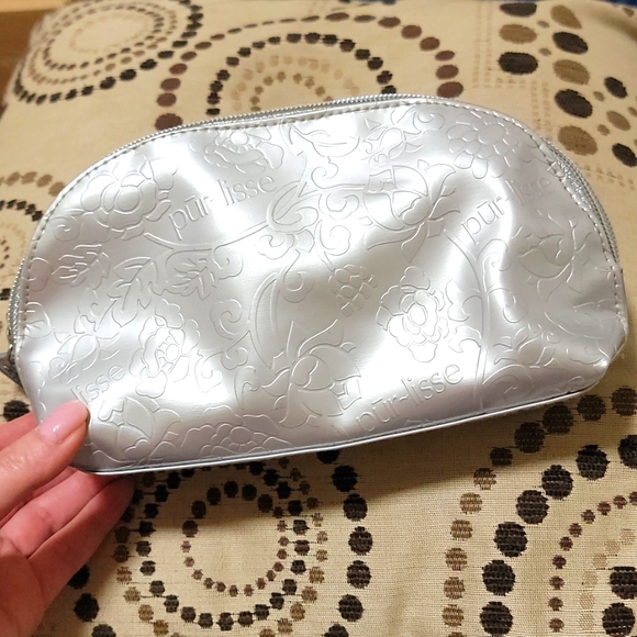 Purlisse  Silver Cosmetic Makeup Bag - Picture 1 of 14